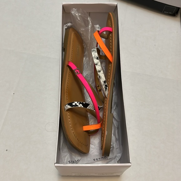 Guess Corabel Colorful Sandals 7 - Picture 10 of 10